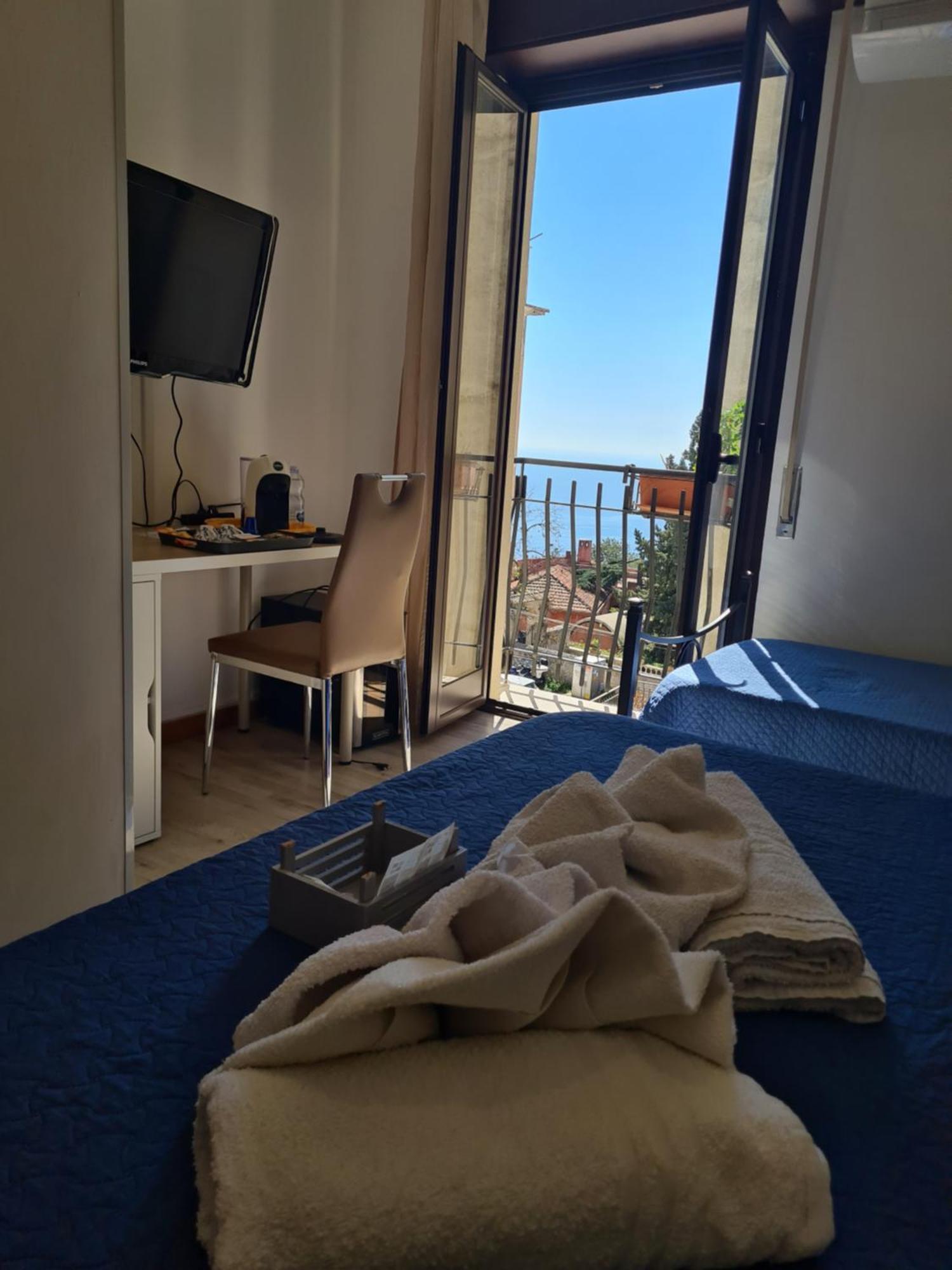 Bed and Breakfast Bella Taormina Habitación foto